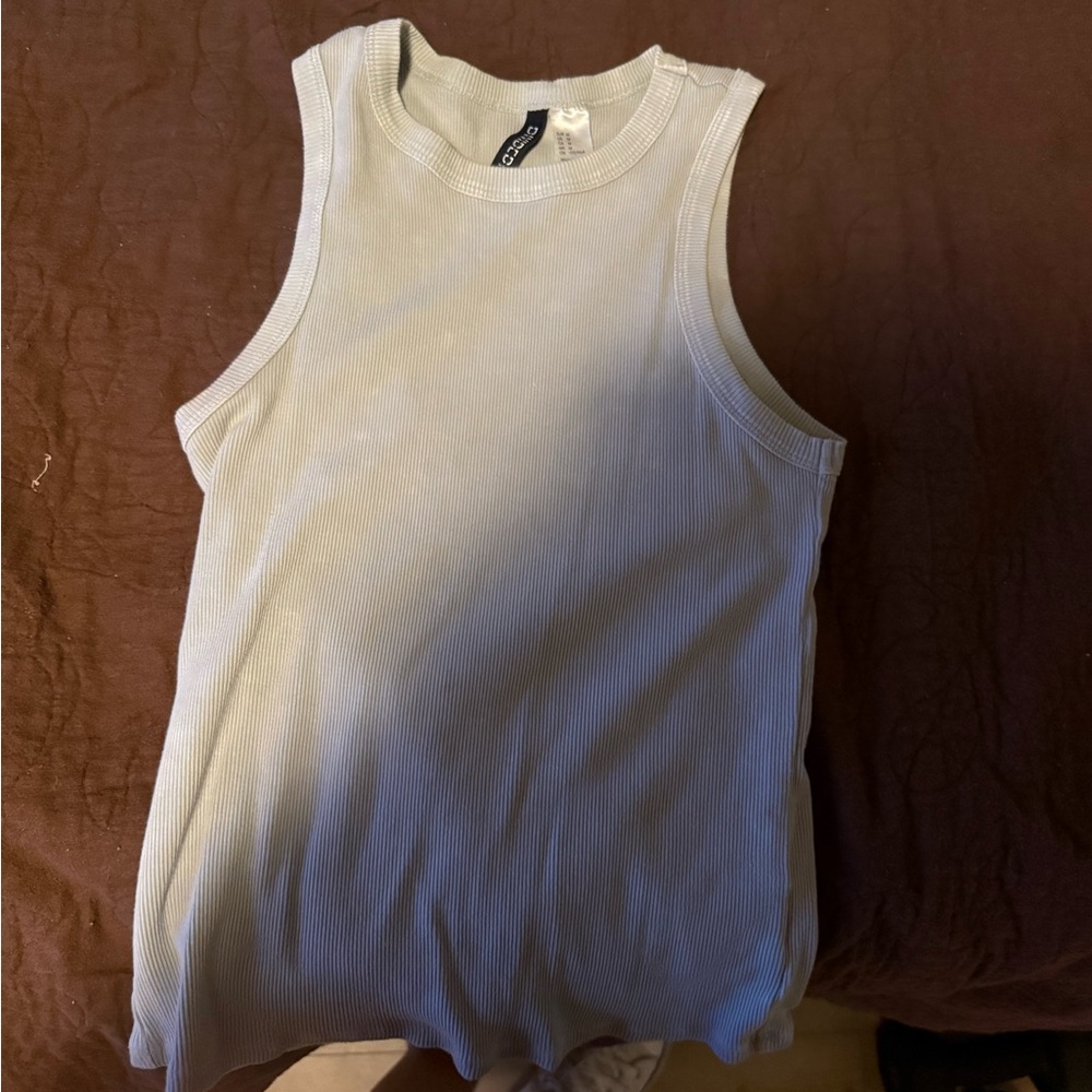 H&M Light Gray Ribbed Top